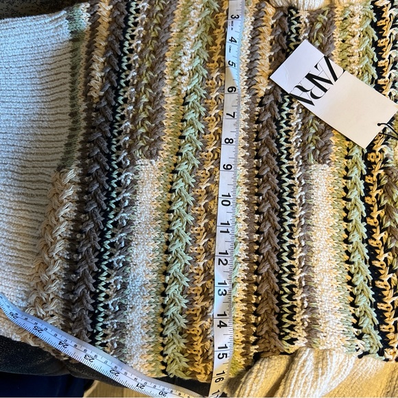 Zara Chunky Knit Ruffled Sleeve Sweater Vest size M Multicolor F1 - Picture 13 of 15